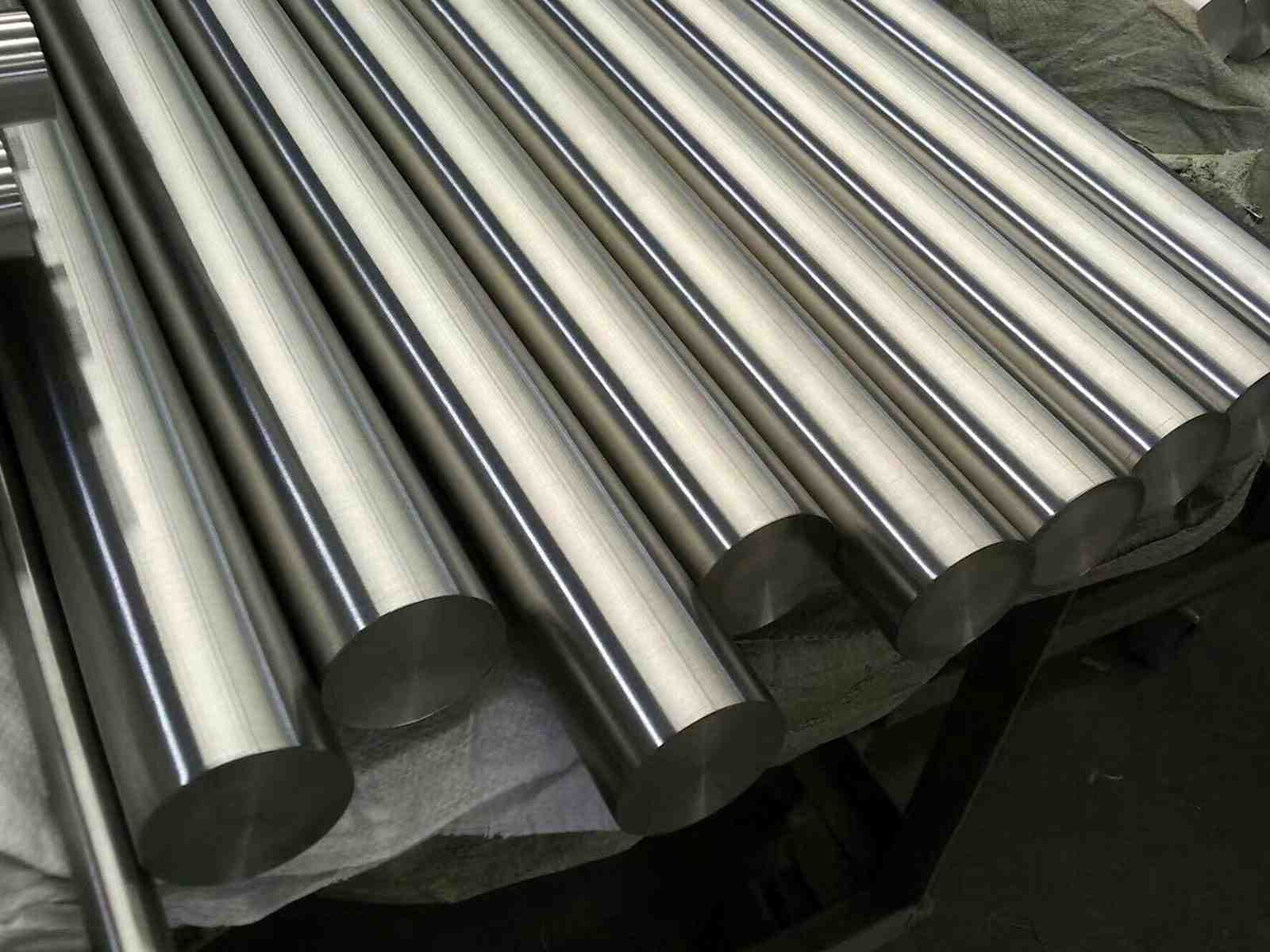 High Speed Steel Round Bars